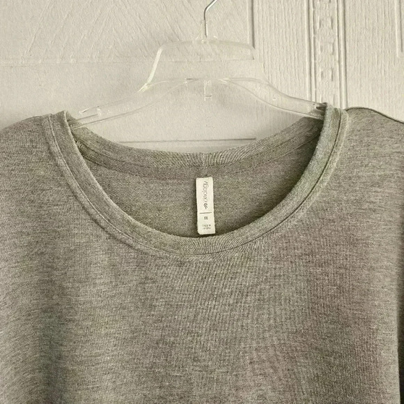 Ideology Gray Long Sleeve Round Neck Side Snap Long Tunic Plus 1X EUC - Picture 3 of 14